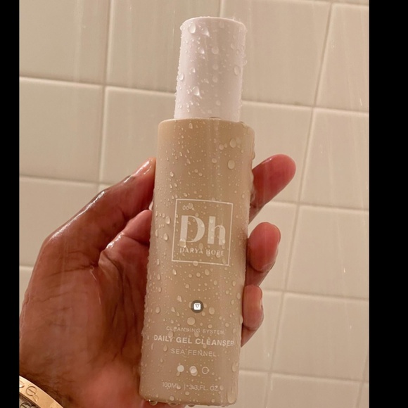 NEW DARYA HOPE RETIRED DAILY GEL CLEANSER SEA FENNEL 3.3 FL OX CLEANSING SYSTEM - Picture 1 of 7